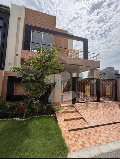 DHA Phase 9 Town House For Sale 8 Marla DHA Phase 9 Town House For Sale 8 Marla