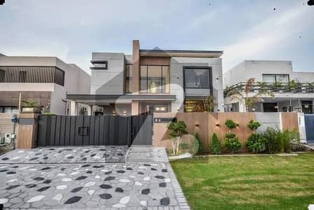 ANW REAL ESTATE PROUDLY OFFERS: 1 KANAL ELEGANT AND FULLY MAINTAINED SUPER HOT LOCATED BUNGALOW IS AVAILABLE IN THE BEST BLOCK OF DHA PHASE 7 LAHORE.