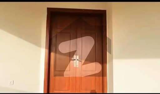 Luxurious Beautiful Independent House 500 Sq Yards
