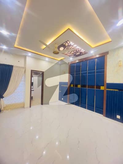 1 Kanal Upper Portion Like A Brand New In Nishtar Block, Bahria Town Lahore