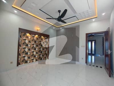 TILE FLOORING. . . . BEAUTIFUL 4 BED FULL HOUSE. . . . . Gas Avlb. . . . . Electricity, water GOOD LOCATION HOUSE