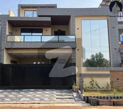 Luxury House For Sale - Prime Location And Premium Living Luxury House For Sale - Prime Location And Premium Living
