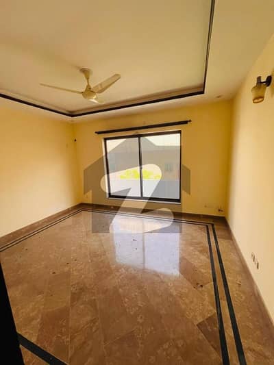 Get A 16 Marla House For Sale In E-11