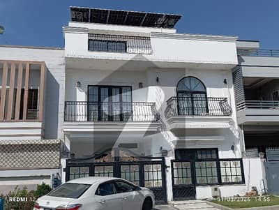 B-17 Sector C-1 Size 30x60 Brand new house