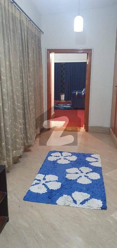 ایف ۔ 8/4 ایف ۔ 8,اسلام آباد میں 4 کمروں کا 1 کنال بالائی پورشن 4.95 لاکھ میں کرایہ پر دستیاب ہے۔