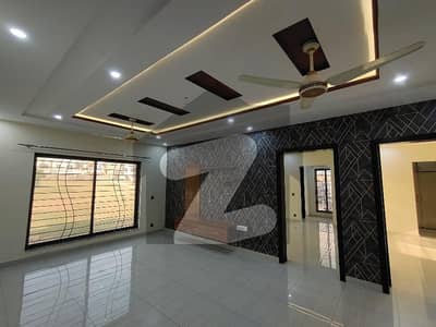14 Marla Desighner Upper Portion Available For Rent
