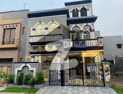 10 Marla Fully Furnished House For Sale In Sector C, Bahria Town Lahore