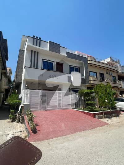 8 Marla Corner Tile Flooring House For Sale In G-13 Islamabad