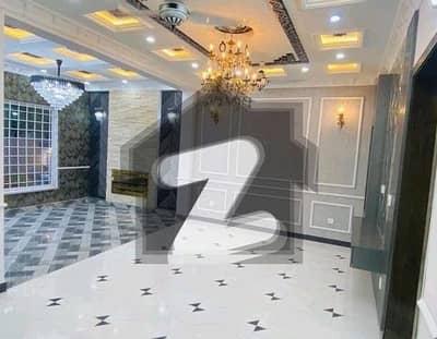 Buy Your Ideal 10 Marla House In A Prime Location Of Lahore