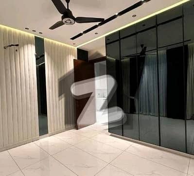 10 Marla House For Rent In Bahria Town - Sector C