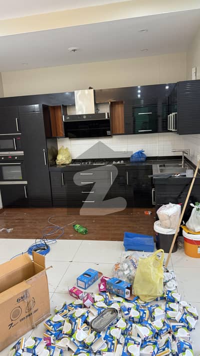 ڈی ایچ اے فیز 8 ڈی ایچ اے ڈیفینس,کراچی میں 4 کمروں کا 4 مرلہ مکان 7.0 کروڑ میں برائے فروخت۔ ڈی ایچ اے فیز 8 ڈی ایچ اے ڈیفینس,کراچی میں 4 کمروں کا 4 مرلہ مکان 7.0 کروڑ میں برائے فروخت۔