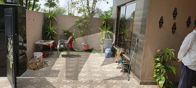 لیک سٹی رائیونڈ روڈ,لاہور میں 6 کمروں کا 10 مرلہ مکان 4.95 کروڑ میں برائے فروخت۔
