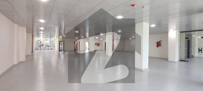 Commercial Plaza Available For Rent Total:20,000 SQFT Lower Ground:5000-SQF Ground:5000-SQft Ist Floor:5000-SQF 2nd Floor : 5000 SQR Ft Rent:300 Per Sqr Ft Location:G-8 Islamabad