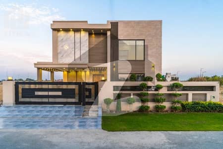 10 MARLA MOST BEAUTIFULL TOP NOUTCH BRAND NEW LUXURY HOUSE FOR SALE IN DHA PHASE 9TOWN NEAR TO PARK PRIME LOCATION