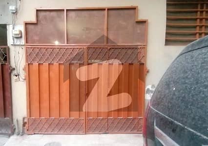 Get This Amazing 1013 Square Feet House Available In Awan Town