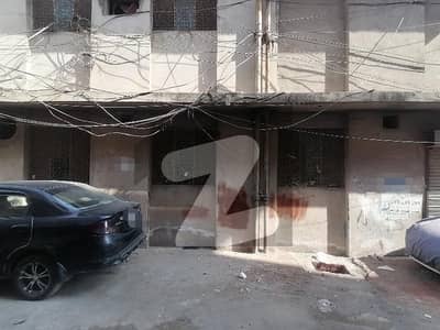 پیکو روڈ لاہور میں 10 مرلہ عمارت 3.4 کروڑ میں برائے فروخت۔
