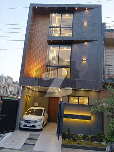 3Marla Half Triple Storey