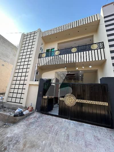 صنوبر سٹی۔ گرین ولاز صنوبر سٹی,اڈیالہ روڈ,راولپنڈی میں 4 کمروں کا 5 مرلہ مکان 1.45 کروڑ میں برائے فروخت۔