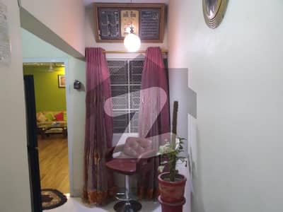 Prime Location 750 Square Feet Flat For Grabs In Garden West