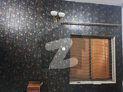 چٹھہ بختاور اسلام آباد میں 7 مرلہ Studio عمارت 3.7 لاکھ میں کرایہ پر دستیاب ہے۔