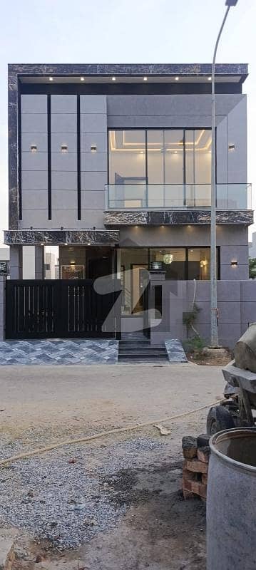 DHA 9TOWN 5 Marla Modern Designed House 3 Beds With Attached Washroom Only 280Lac