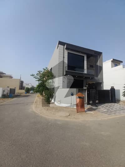5 MARLA HOUSE - 4 BEDS - CORNER