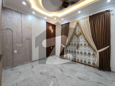 Prime Location House Is Available