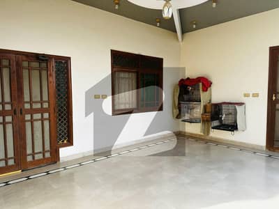 West Open 400 Yard House For Sale In Johar