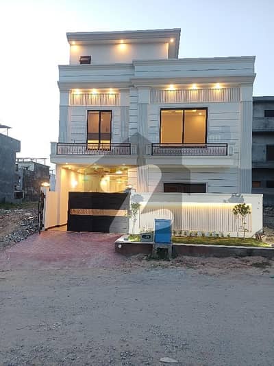 House Of 6 Marla Is Available In Contemporary Neighborhood Of Mumtaz City