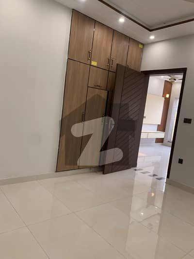 Bhatti Estate Offer 1 Kanal Lower Portion Available For Rent In Engineers Town Sector A