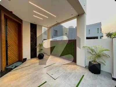 5 MARLA FULLY MAINTAINED SUPER HOT LOCATED BRAND NEW BUNGALOW IS AVAILABLE IN DHA 9 TOWN LAHORE.