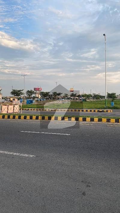 5 Kanal Facing Macdonald Phase 7 Investor price 5 Kanal Facing Macdonald Phase 7 Investor price