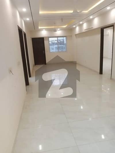 Prime Location 2000 Square Feet Flat For sale In Garden West Garden West