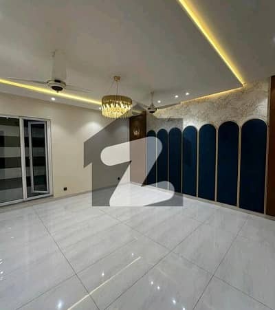 بحریہ ٹاؤن ۔ سیکٹر ایف بحریہ ٹاؤن,لاہور میں 3 کمروں کا 5 مرلہ مکان 2.2 کروڑ میں برائے فروخت۔ بحریہ ٹاؤن ۔ سیکٹر ایف بحریہ ٹاؤن,لاہور میں 3 کمروں کا 5 مرلہ مکان 2.2 کروڑ میں برائے فروخت۔