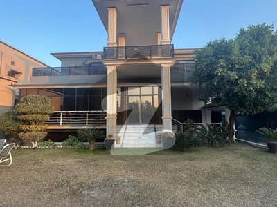 Get A Prime Location 2 Kanal House For sale In Hayatabad Phase 2