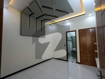 Get This Amazing Prime Location 120 Square Yards House Available In Model Colony - Malir Get This Amazing Prime Location 120 Square Yards House Available In Model Colony - Malir