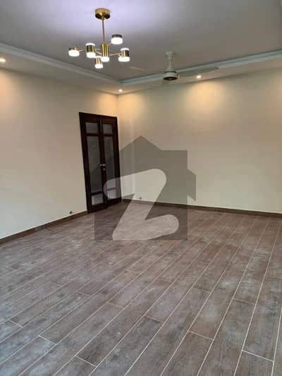 Brigadier Bungalow 300 Sq Yds in Askari-6