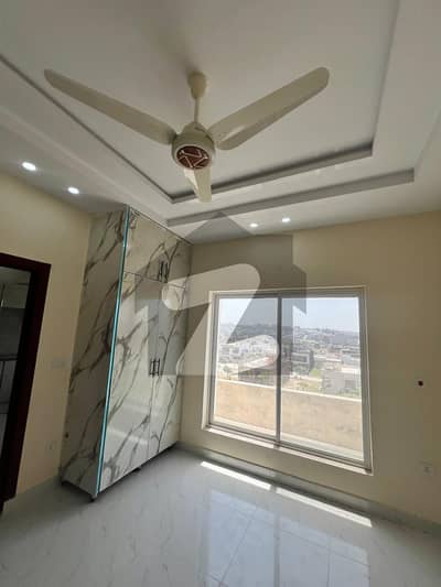 A 900 Square Feet Flat Located In Bahria Business District Is Available For Rent