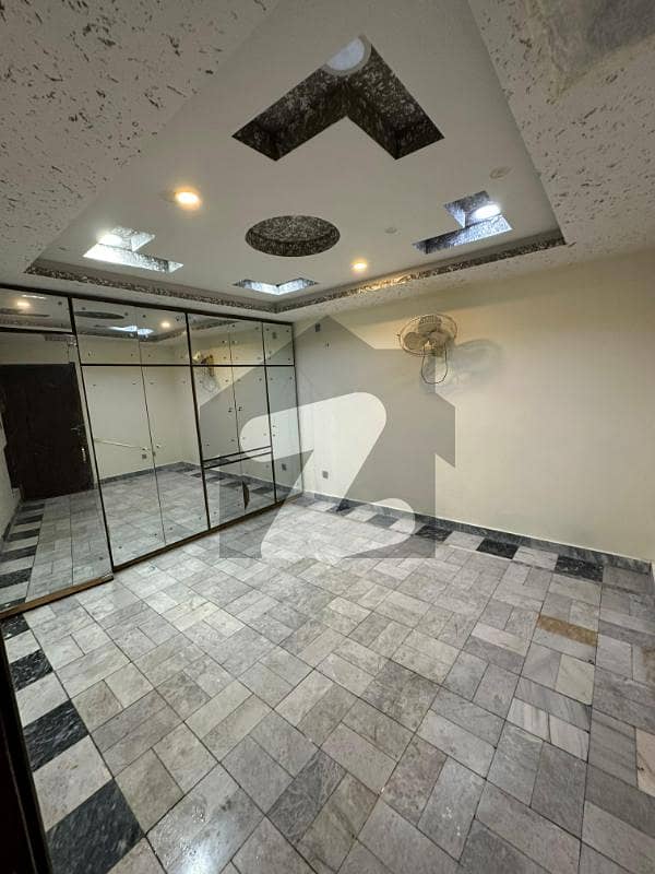 14 Marla Beautiful House For Sale (G9-4 Islamabad) 14 Marla Beautiful House For Sale (G9-4 Islamabad)