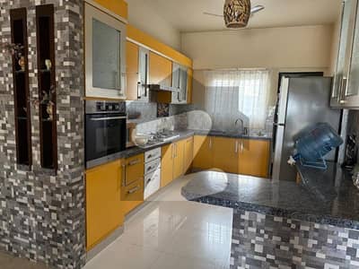 4Bed DD Luxury Flat with 2 Car Parking & Servant Quarter For Sale