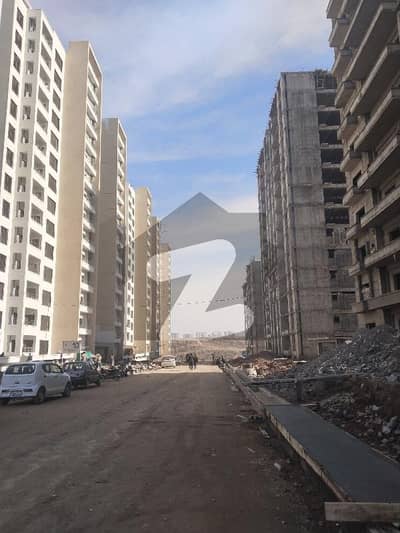 4 Bedrooms Apartment Available For Sale
