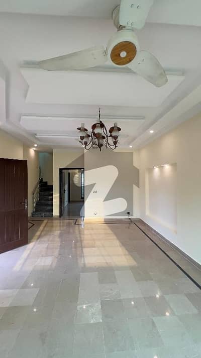 5 Marla House 3 Bed With Bath TVL Kitchen Car Parking