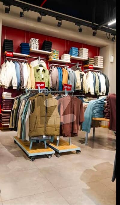 253 SQFT SHOP FOR SALE ON GROUND FLOOR FORTRESS SQUARE MALL LAHORE.