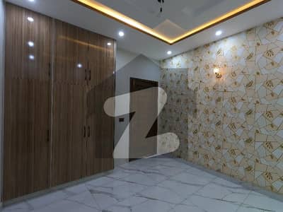 ڈی ایچ اے فیز 8 سابقہ پارک ویو ڈی ایچ اے فیز 8,ڈی ایچ اے ڈیفینس,لاہور میں 4 کمروں کا 10 مرلہ مکان 1.5 لاکھ میں کرایہ پر دستیاب ہے۔ ڈی ایچ اے فیز 8 سابقہ پارک ویو ڈی ایچ اے فیز 8,ڈی ایچ اے ڈیفینس,لاہور میں 4 کمروں کا 10 مرلہ مکان 1.5 لاکھ میں کرایہ پر دستیاب ہے۔