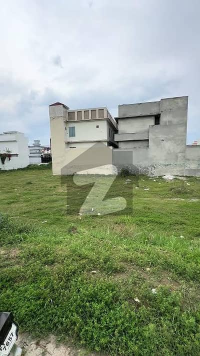Centrally Located Residential Plot For Sale In Bahria Town Phase 7 Available