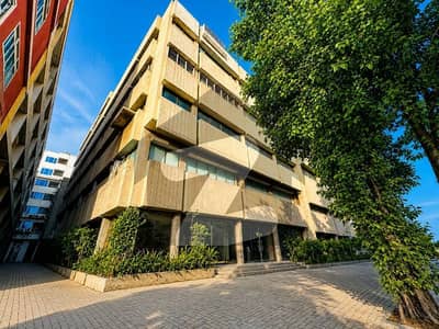 Prime Location Commercial Office Space On Rent