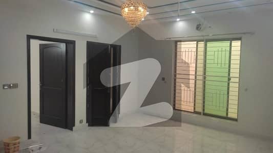 1 Kanal House Available For Sale In Model Town