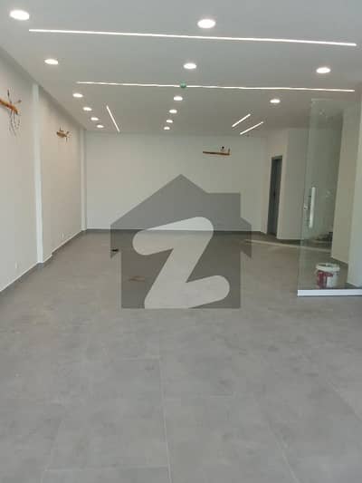 DHA Phase 8 Broadway Commercial 6.50 Marla Brand New Commercial Floor Available For Rent Out
