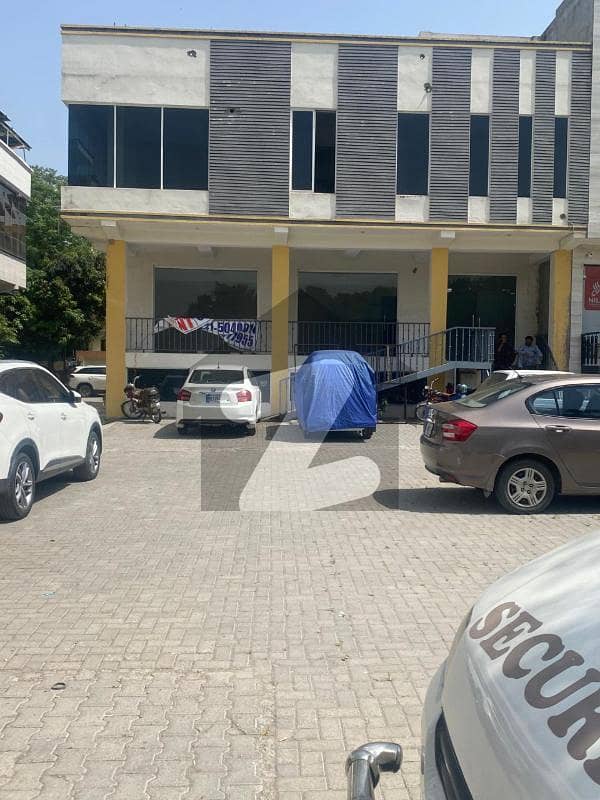 Plaza for rent Size 40*30 Plaza for rent Size 40*30