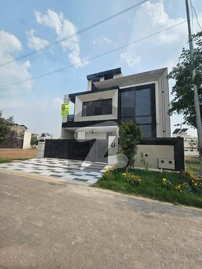 10 Marla House For Sale In Jade Block Main Road 10 Marla House For Sale In Jade Block Main Road